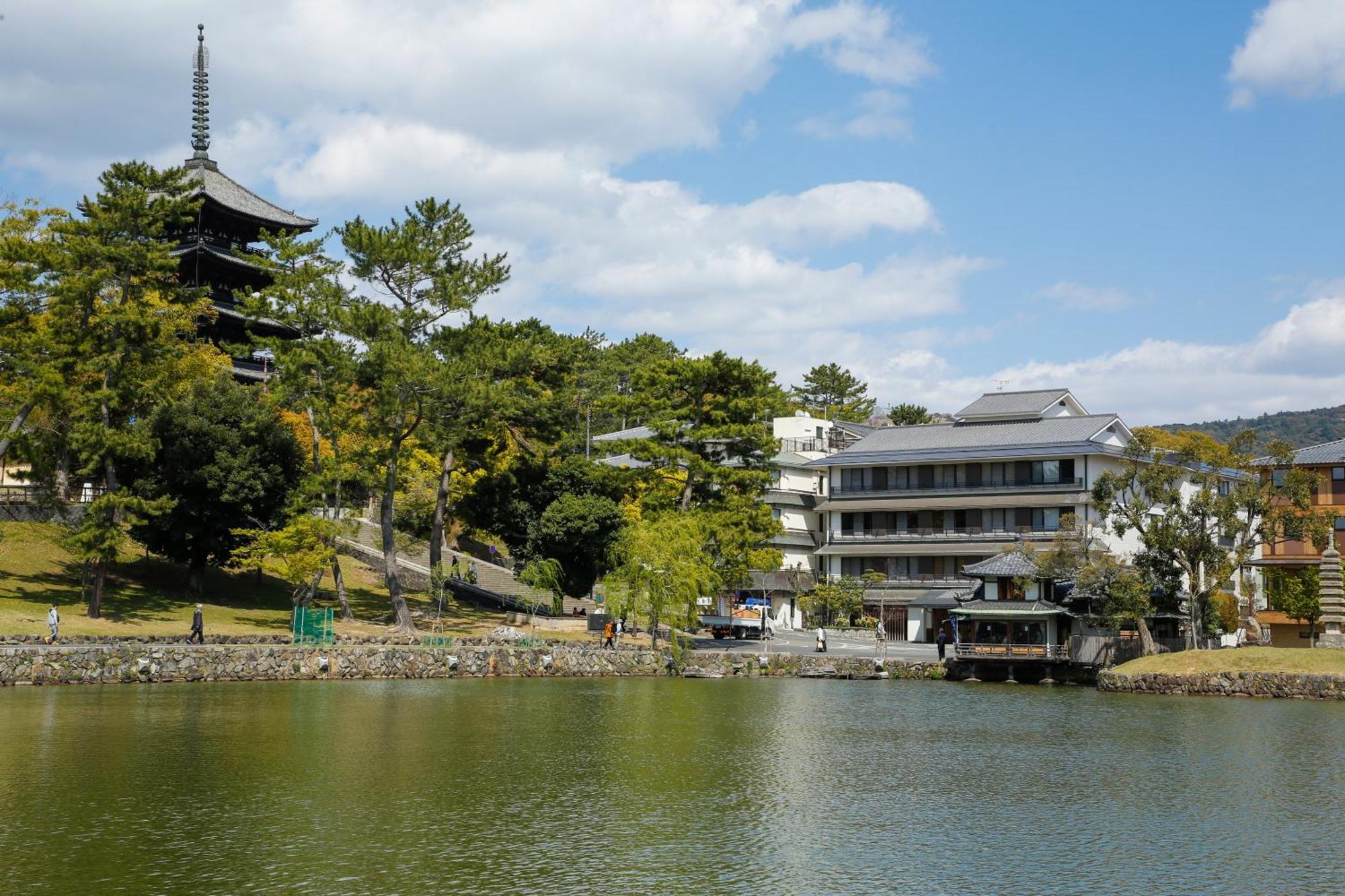 Sarusawaike Yoshidaya Nara Exterior foto