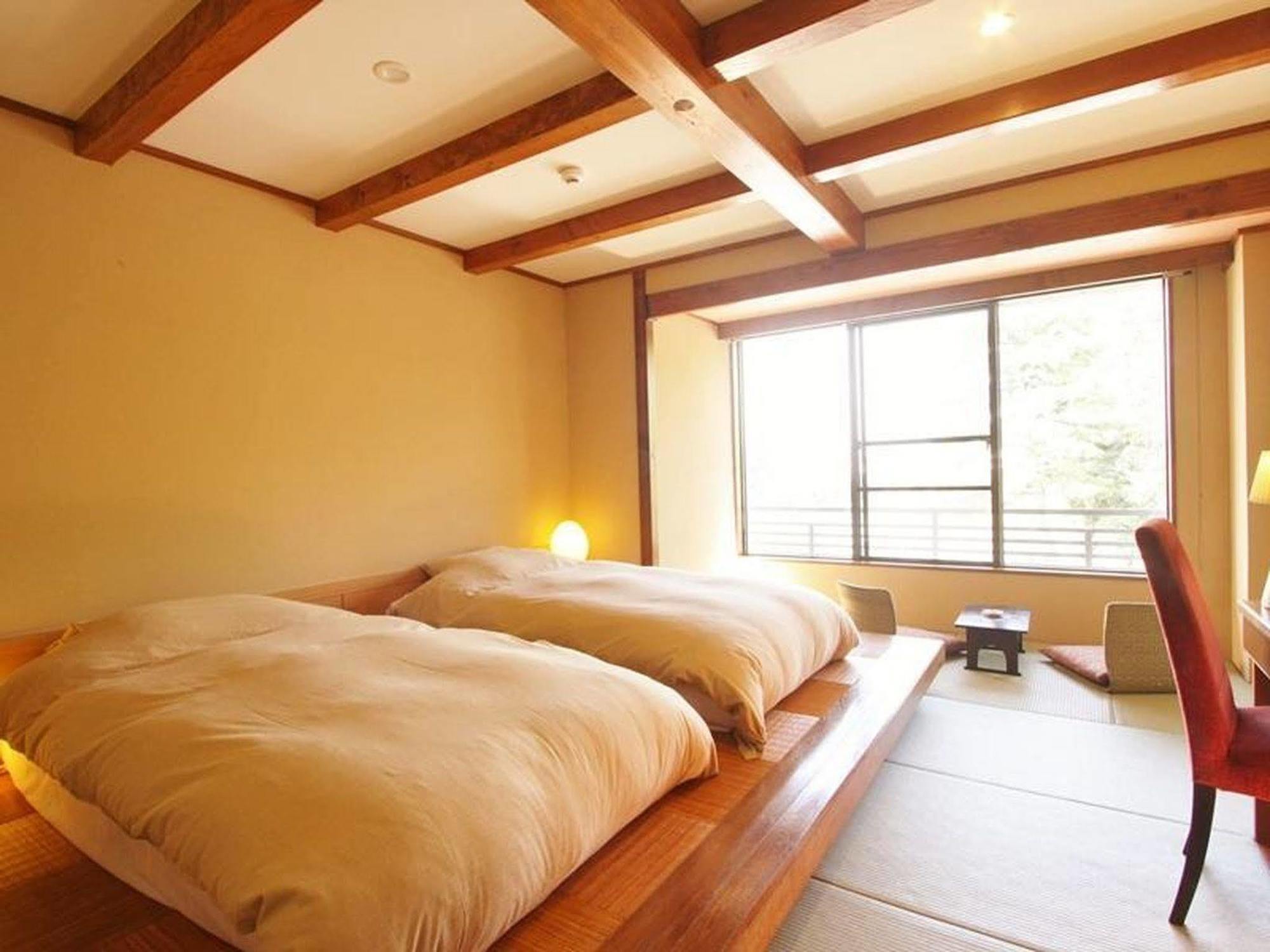 Sarusawaike Yoshidaya Nara Exterior foto